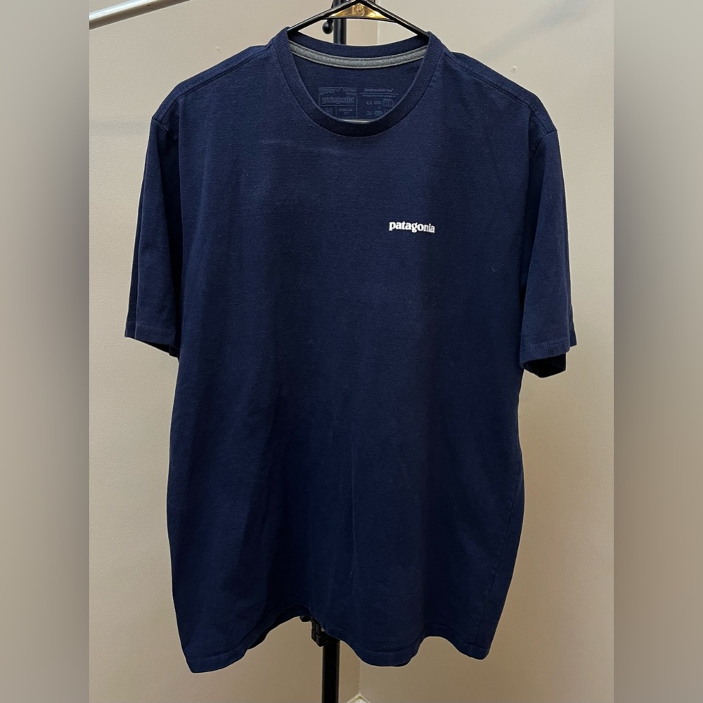 Patagonia Men’s T-Shirt Size M